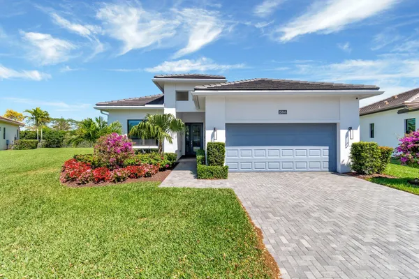 $900,000 | 15808 Amelia Terrace, Westlake, FL 33470