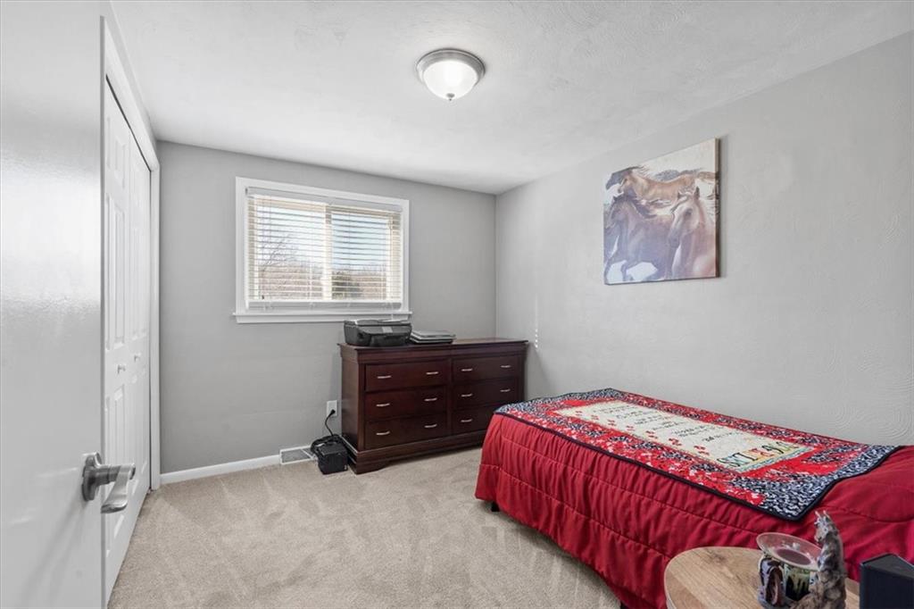 271 Foster Road New Brighton, PA 15066 - Photo 16 of 24 Gallery Image 16