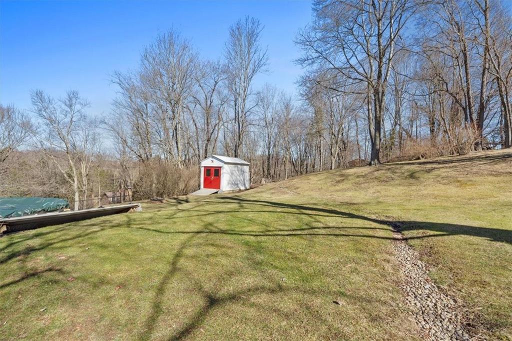 271 Foster Road New Brighton, PA 15066 - Photo 21 of 24 Gallery Image 21