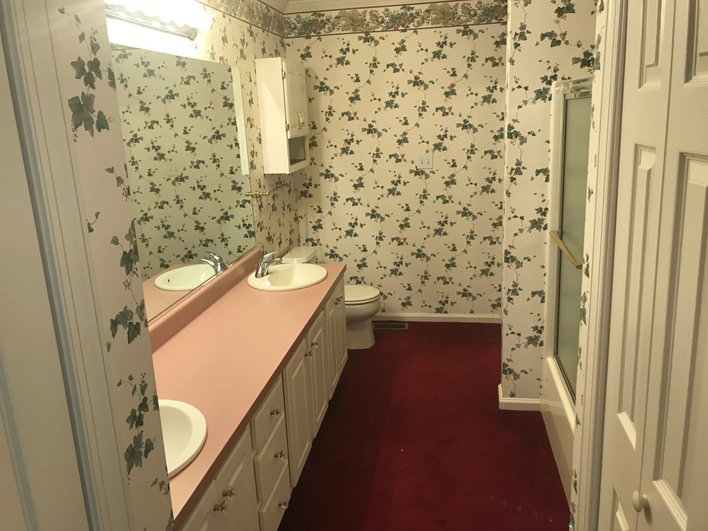 2575 Emmaus Church Road Dudley, NC 28333 - Photo 11 of 23 Master Bath