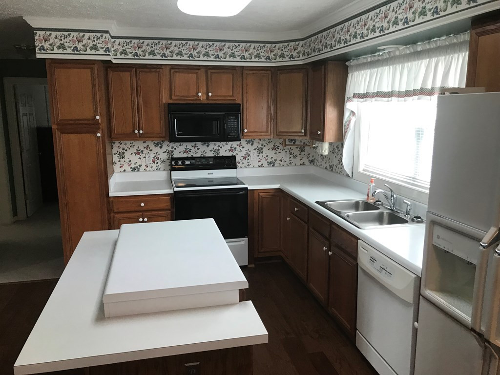 2575 Emmaus Church Road Dudley, NC 28333 - Photo 5 of 23 Kitchen