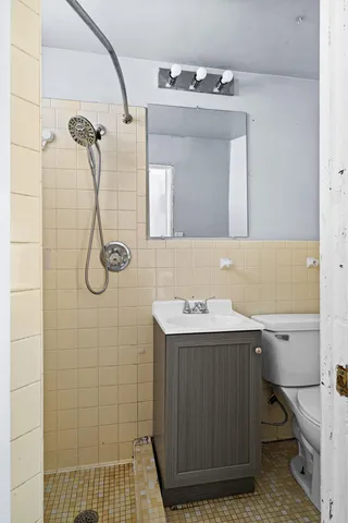 $214,900 | 18 Piedmont Avenue, Duluth, MN 55806