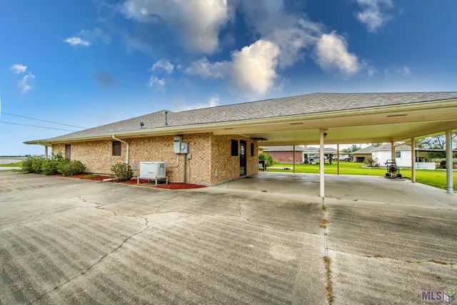 $215,000 | 10548 East Park Avenue, Houma, LA 70363