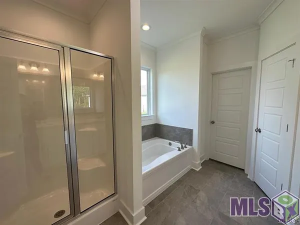 $2,450 | 14059 Cypress Lndg Drive, Gonzales, LA 70737
