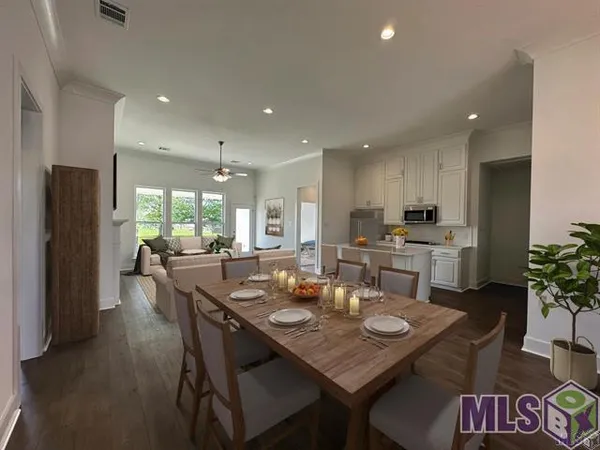 $2,450 | 14059 Cypress Lndg Drive, Gonzales, LA 70737