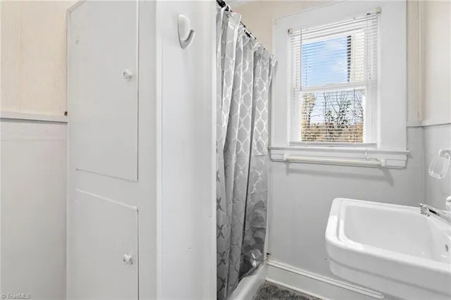 $182,000 | 150 Ave B, Lexington, NC 27292