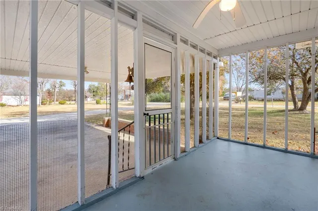 $182,000 | 150 Ave B, Lexington, NC 27292