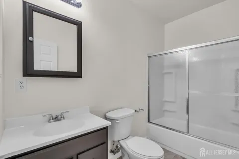 $1,500,000 | 13 Stonegate Drive, Monroe Township, NJ 08831