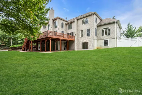 $1,500,000 | 13 Stonegate Drive, Monroe Township, NJ 08831