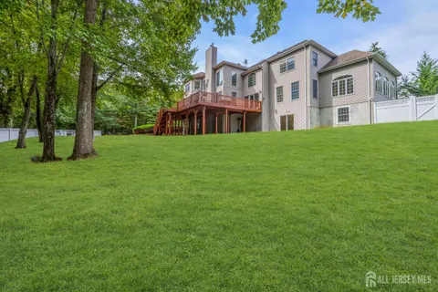 $1,500,000 | 13 Stonegate Drive, Monroe Township, NJ 08831
