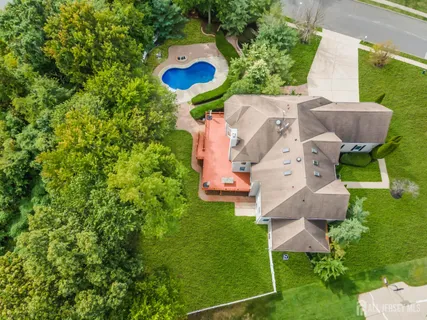 $1,500,000 | 13 Stonegate Drive, Monroe Township, NJ 08831