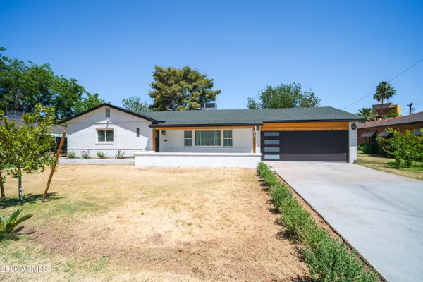 $2,850 | 4028 East Edgemont Avenue, Phoenix, AZ 85018