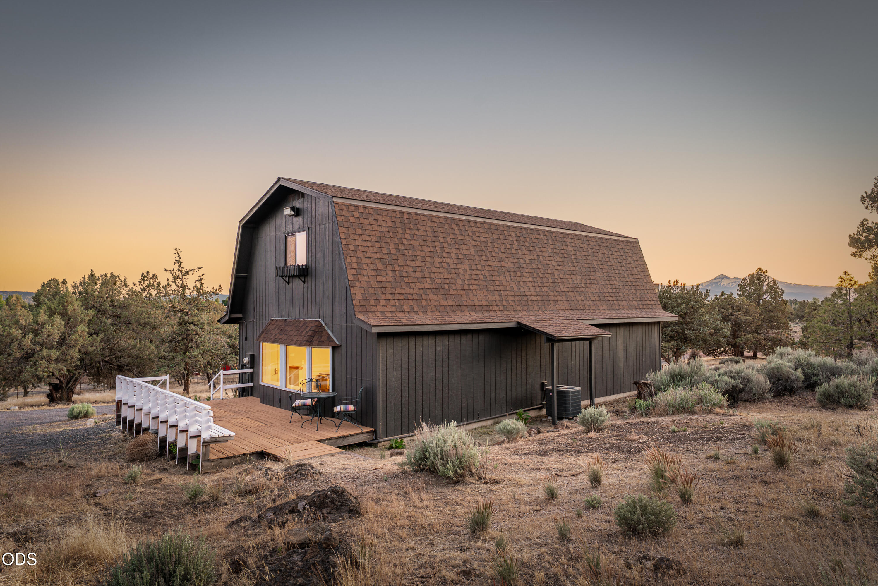 65238 85th Place Bend, OR 97703 - Photo 5 of 63