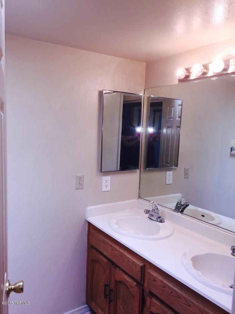 1200 East River Road, Unit H99 Tucson, AZ 85718 - Photo 14 of 23