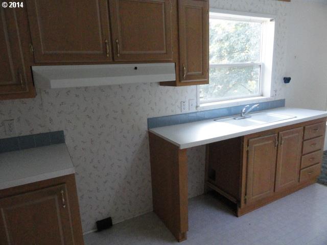 14480 Southeast Foster Road Dayton, OR 97114 - Photo 6 of 16 Gallery Image 6
