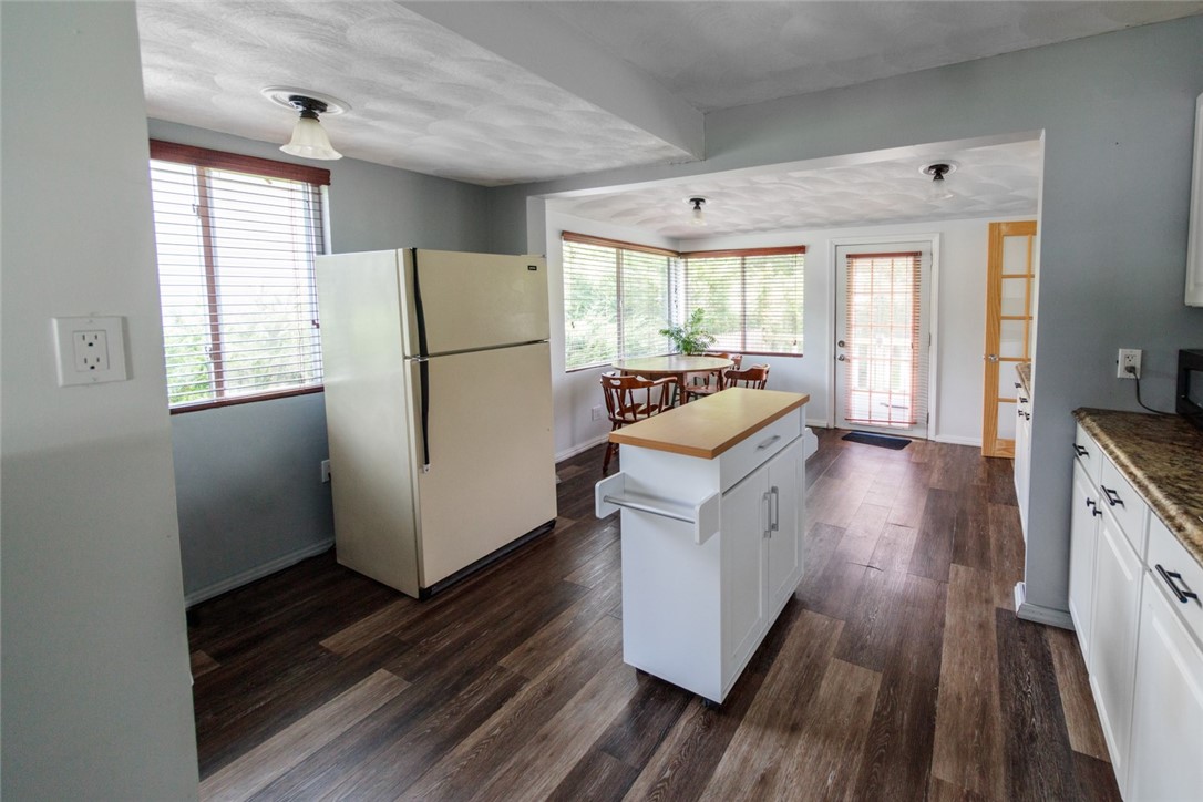 13 Danforth Street Warwick, RI 02888 - Photo 12 of 33 Gallery Image 12