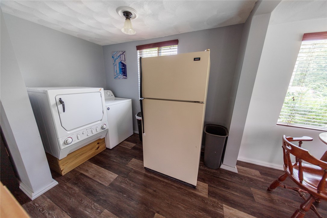 13 Danforth Street Warwick, RI 02888 - Photo 13 of 33 Gallery Image 13