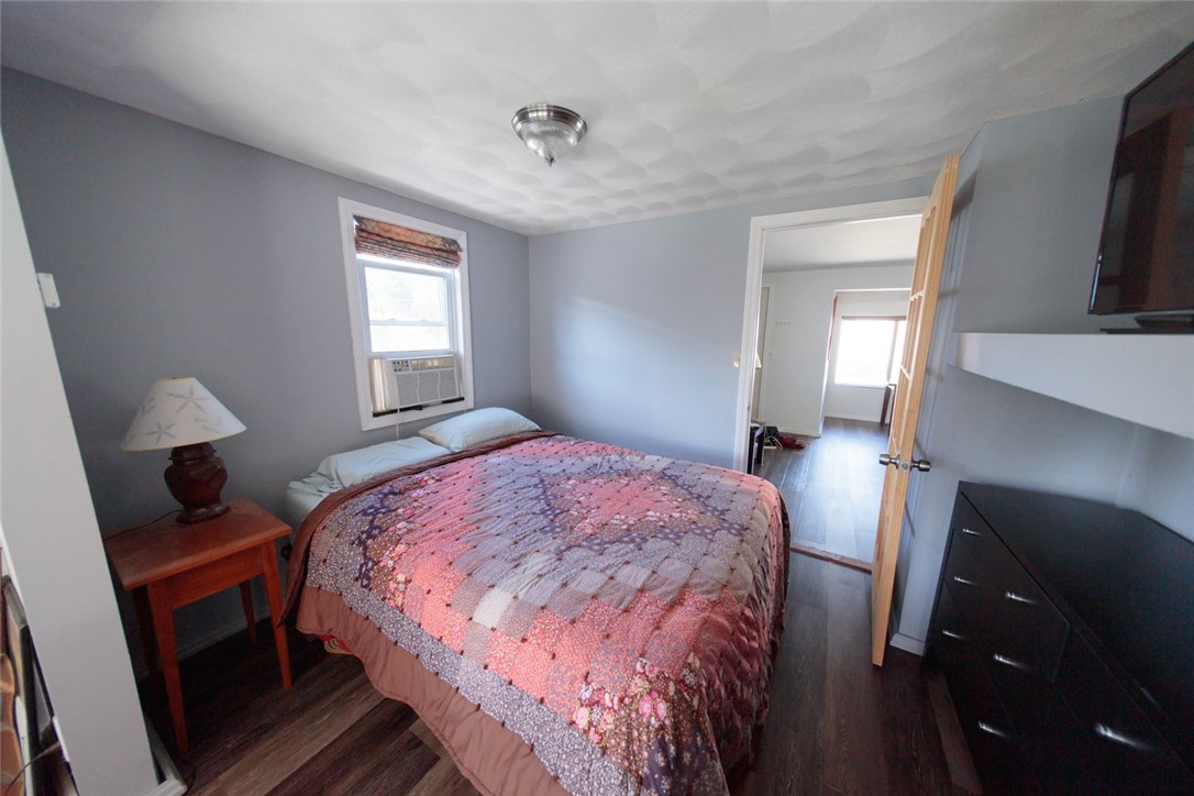 13 Danforth Street Warwick, RI 02888 - Photo 16 of 33 Gallery Image 16
