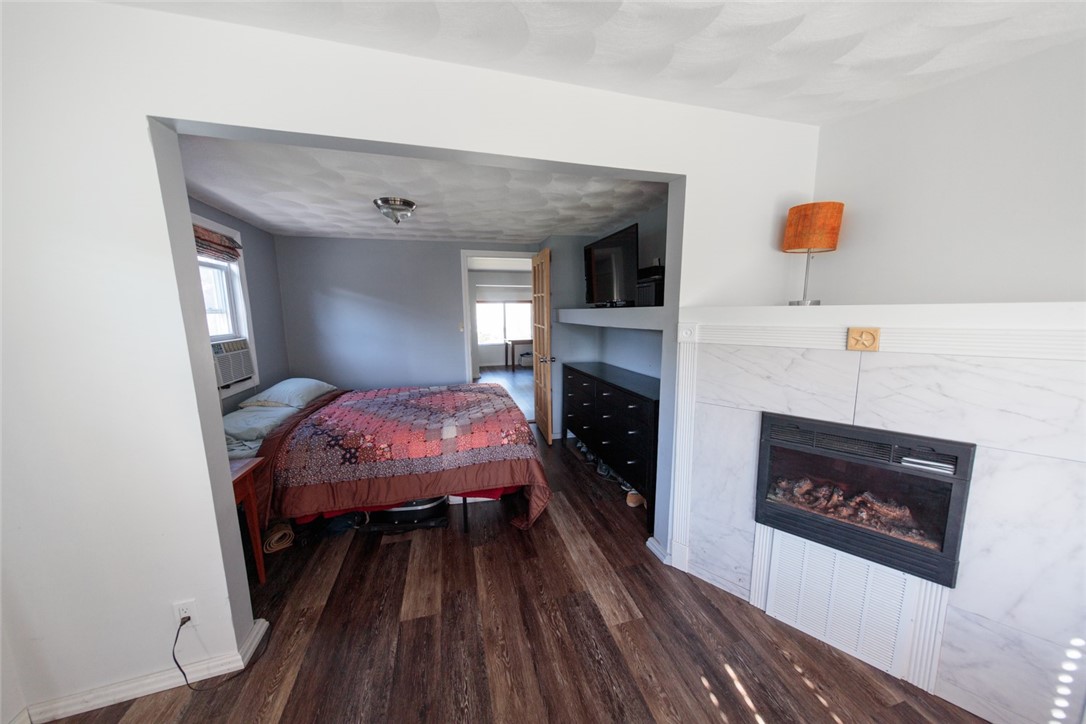 13 Danforth Street Warwick, RI 02888 - Photo 20 of 33 Gallery Image 20