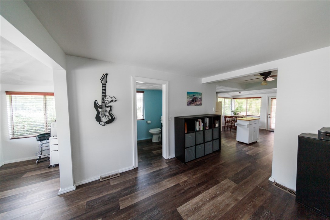 13 Danforth Street Warwick, RI 02888 - Photo 10 of 33 Gallery Image 10