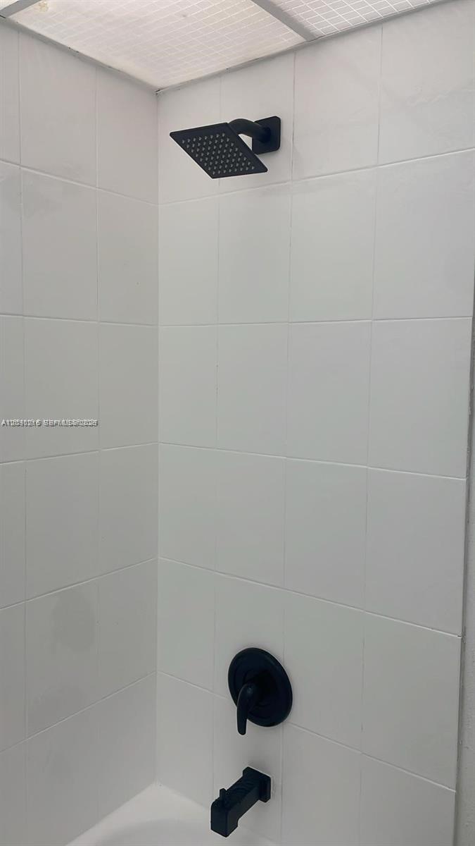 3670 Inverrary Drive, Unit 2M Lauderhill, FL 33319 - Photo 12 of 24