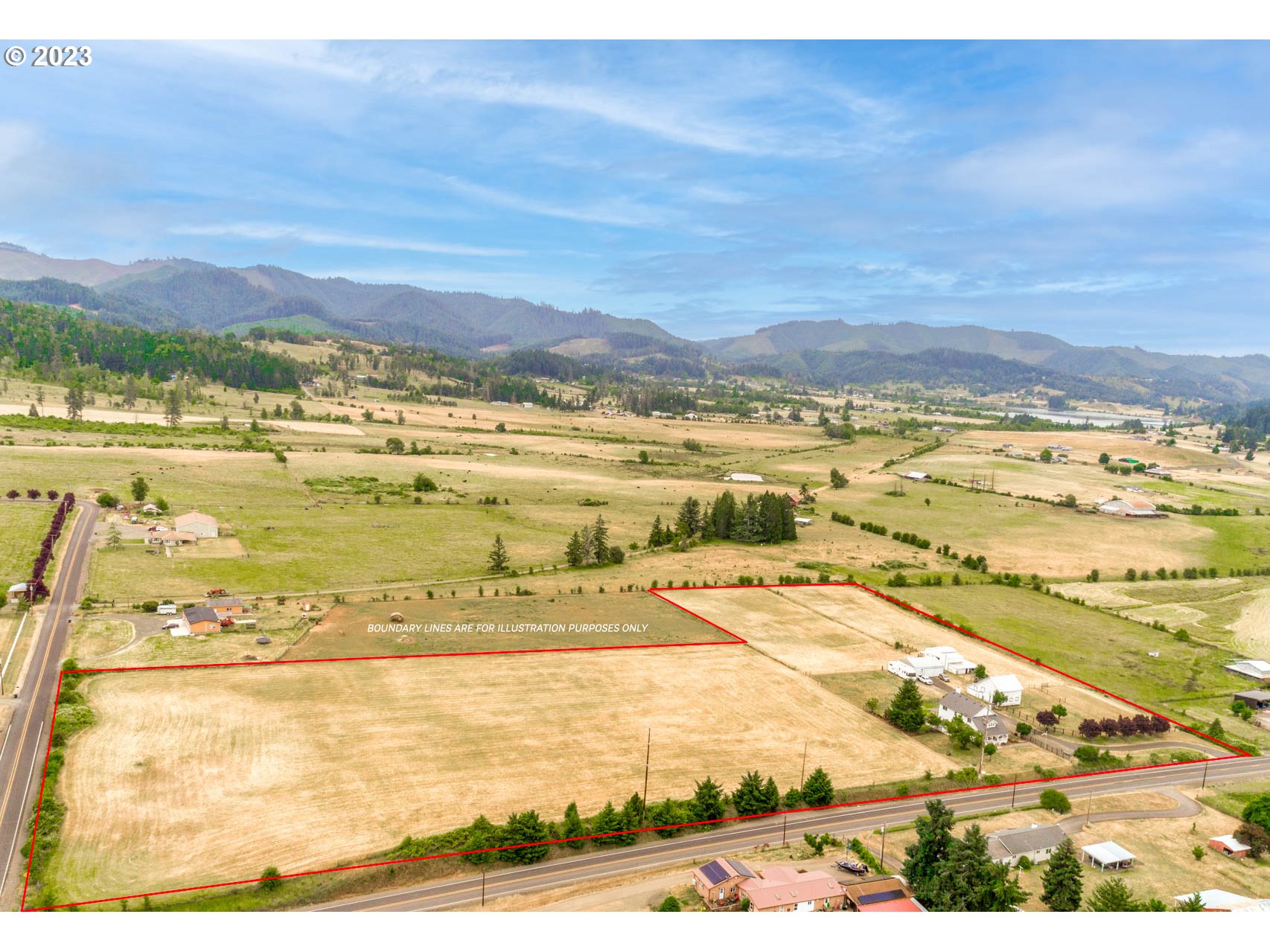 5393 Nonpareil Road Sutherlin, OR 97479 - Photo 42 of 42 a view of an ocean and beach