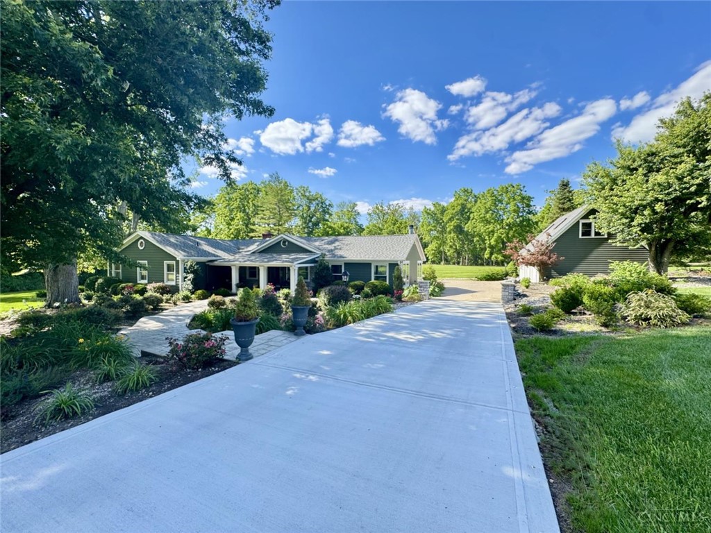 5596 Greentree Road Lebanon, OH 45036 - Photo 1 of 69
