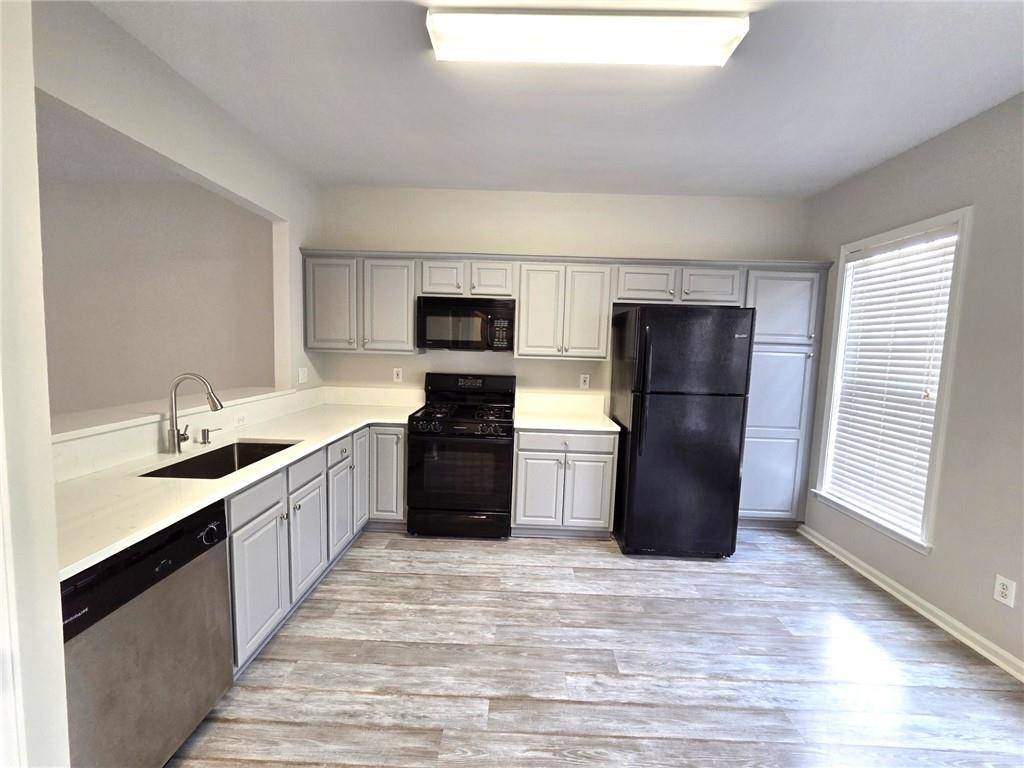 3989 Howell Park Road Duluth, GA 30096 - Photo 6 of 25