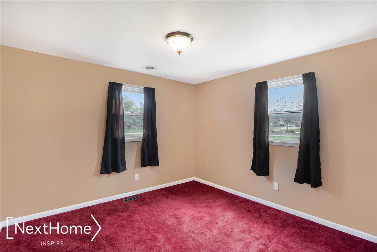 6035 Deland Road Flushing, MI 48433 - Photo 10 of 28