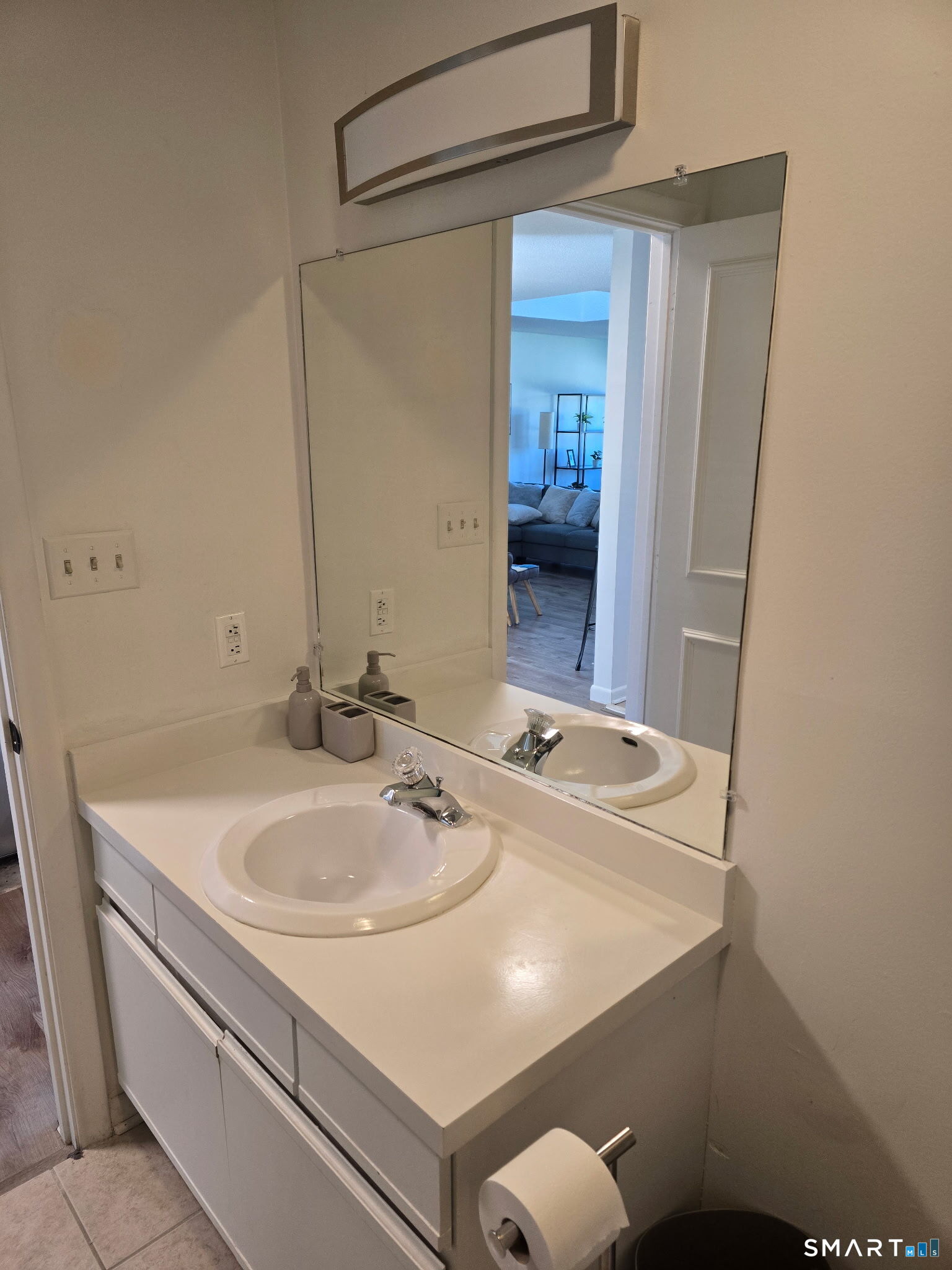 280 Brittany Farms Road, Unit E New Britain, CT 06053 - Photo 18 of 19