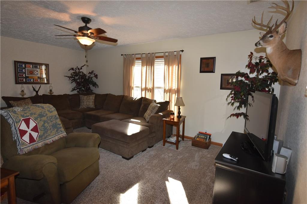 8063 Lutheran Lake Road Seymour, IN 47274 - Photo 14 of 35 Gallery Image 14