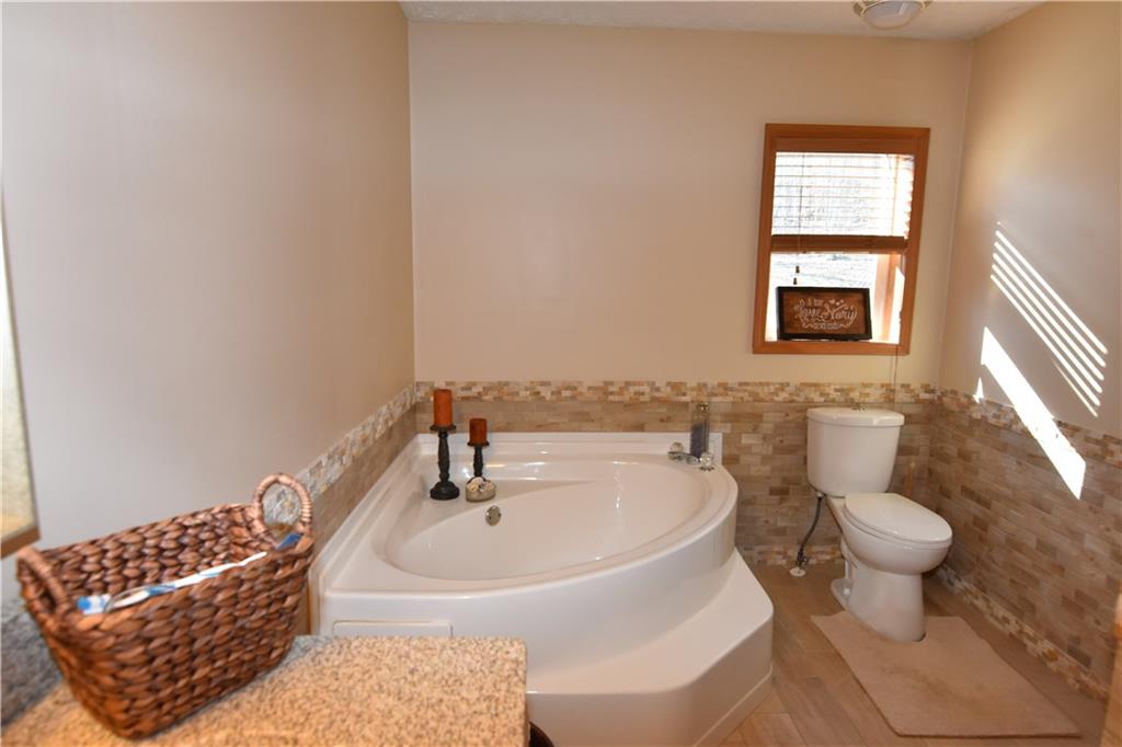 8063 Lutheran Lake Road Seymour, IN 47274 - Photo 18 of 35 Gallery Image 18