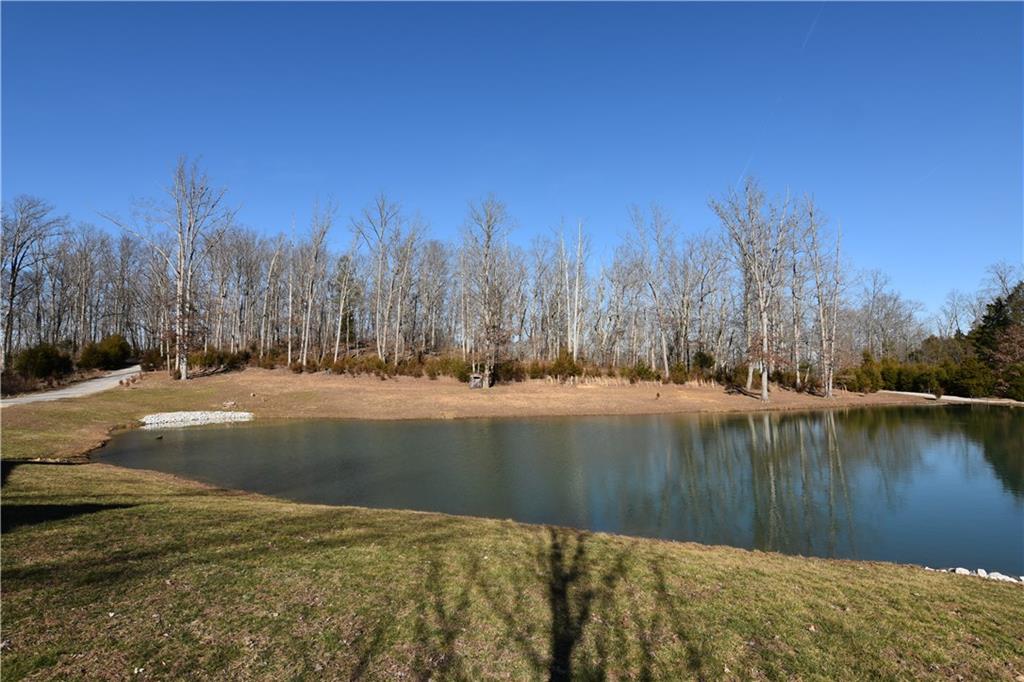 8063 Lutheran Lake Road Seymour, IN 47274 - Photo 5 of 35 Gallery Image 5