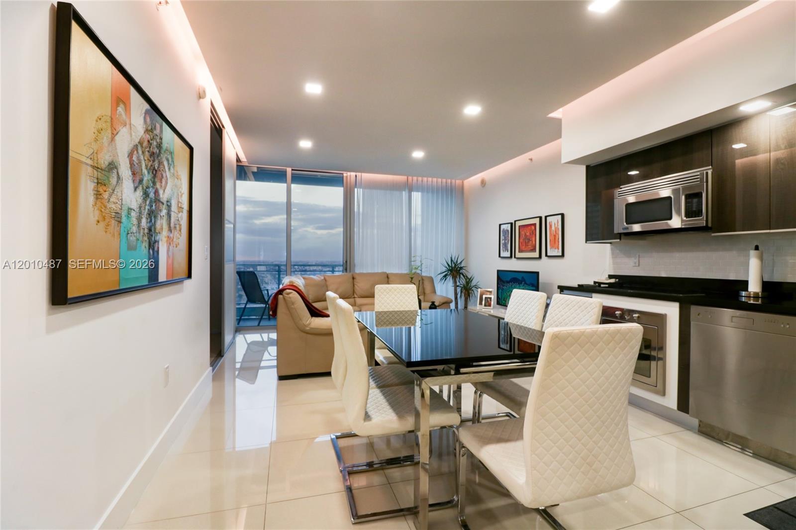 92 Southwest 3rd Street, Unit 2808 Miami, FL 33130 - Photo 1 of 10