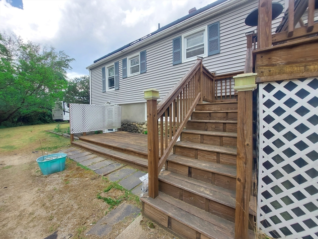 41 Dudley Hill Road Dudley, MA 01571 - Photo 17 of 18