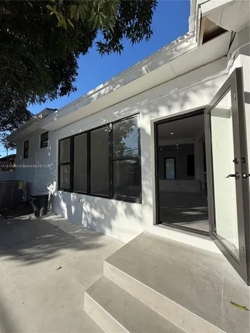 $4,700 | 12615 North Miami Avenue, Unit 12615, North Miami, FL 33168