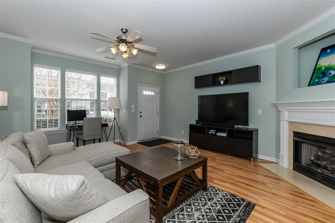 112 Cedar Elm Road Durham, NC 27713 - Photo 9 of 30 Living Room