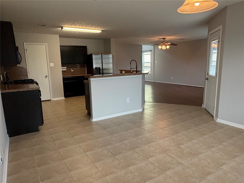 9403 Sunflower Ridge Lane Houston, TX 77064 - Photo 5 of 27