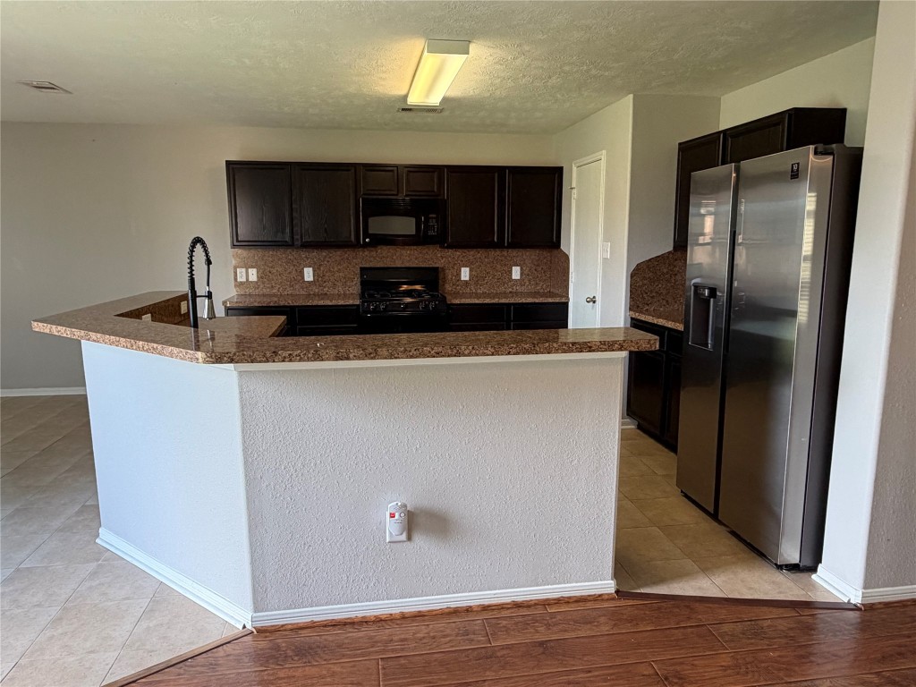 9403 Sunflower Ridge Lane Houston, TX 77064 - Photo 8 of 27