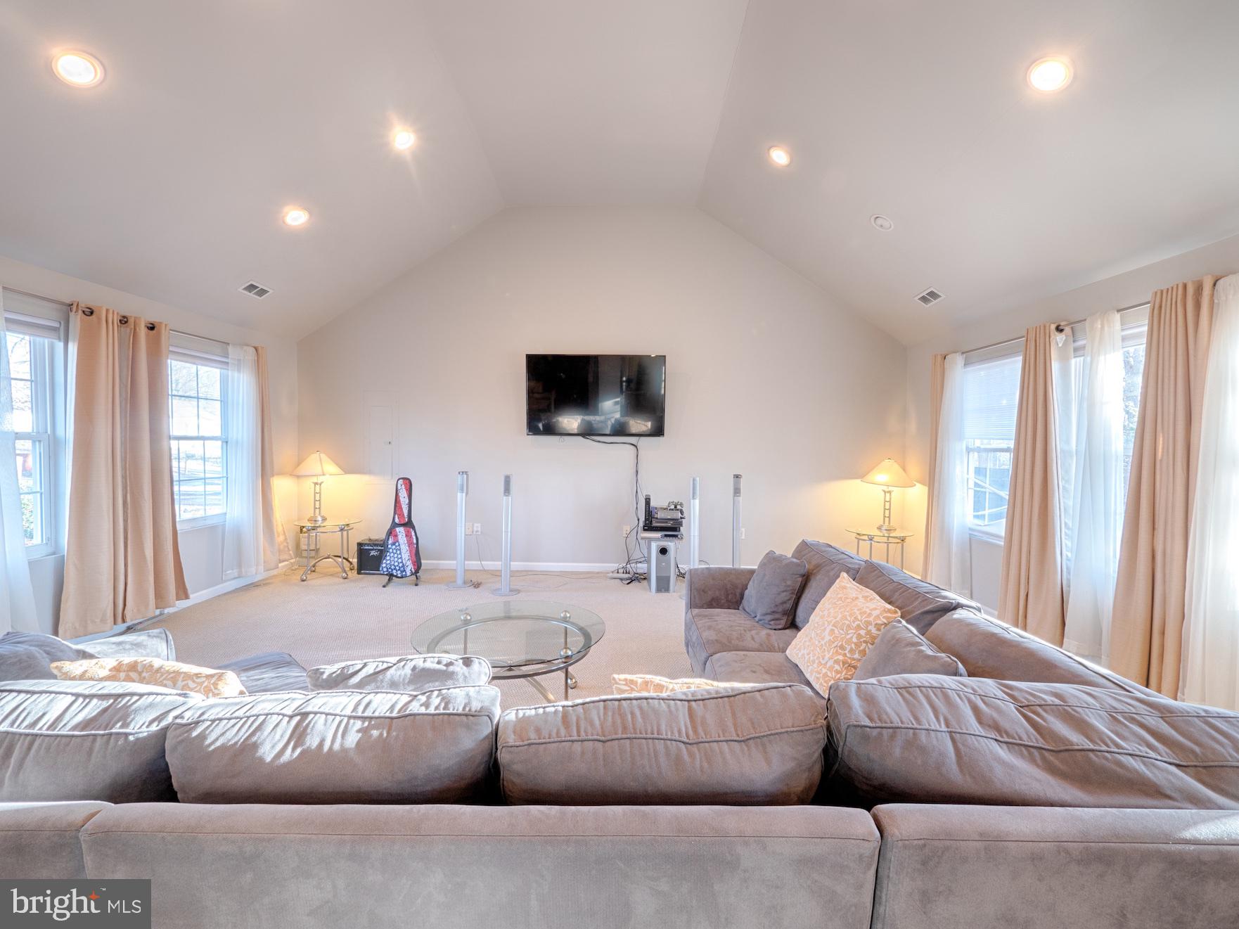 9517 Temple Hill Road Clinton, MD 20735 - Photo 13 of 31 Gallery Image 13