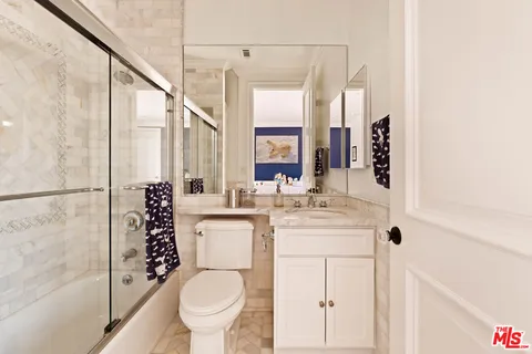 $5,995,000 | 867 Wellesley Avenue, Los Angeles, CA 90049