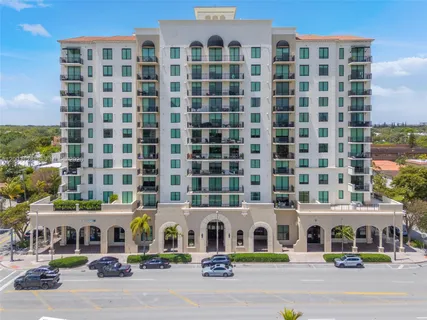 $825,000 | 1300 Ponce De Leon, Unit 815, Coral Gables, FL 33134