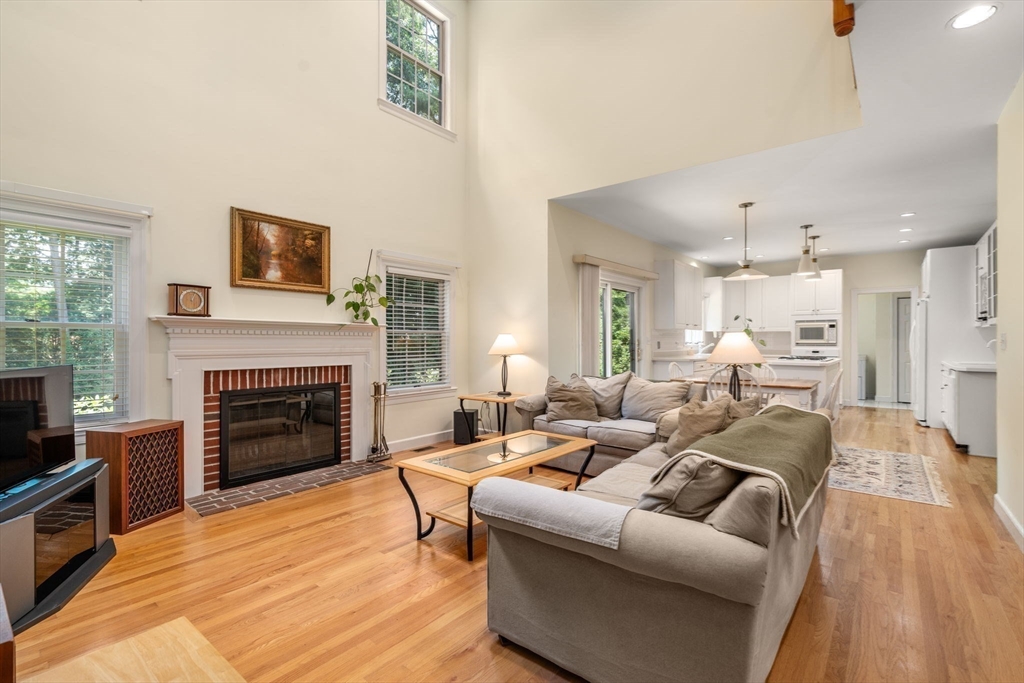 38 Upwey Road Wellesley, MA 02481 - Photo 11 of 40