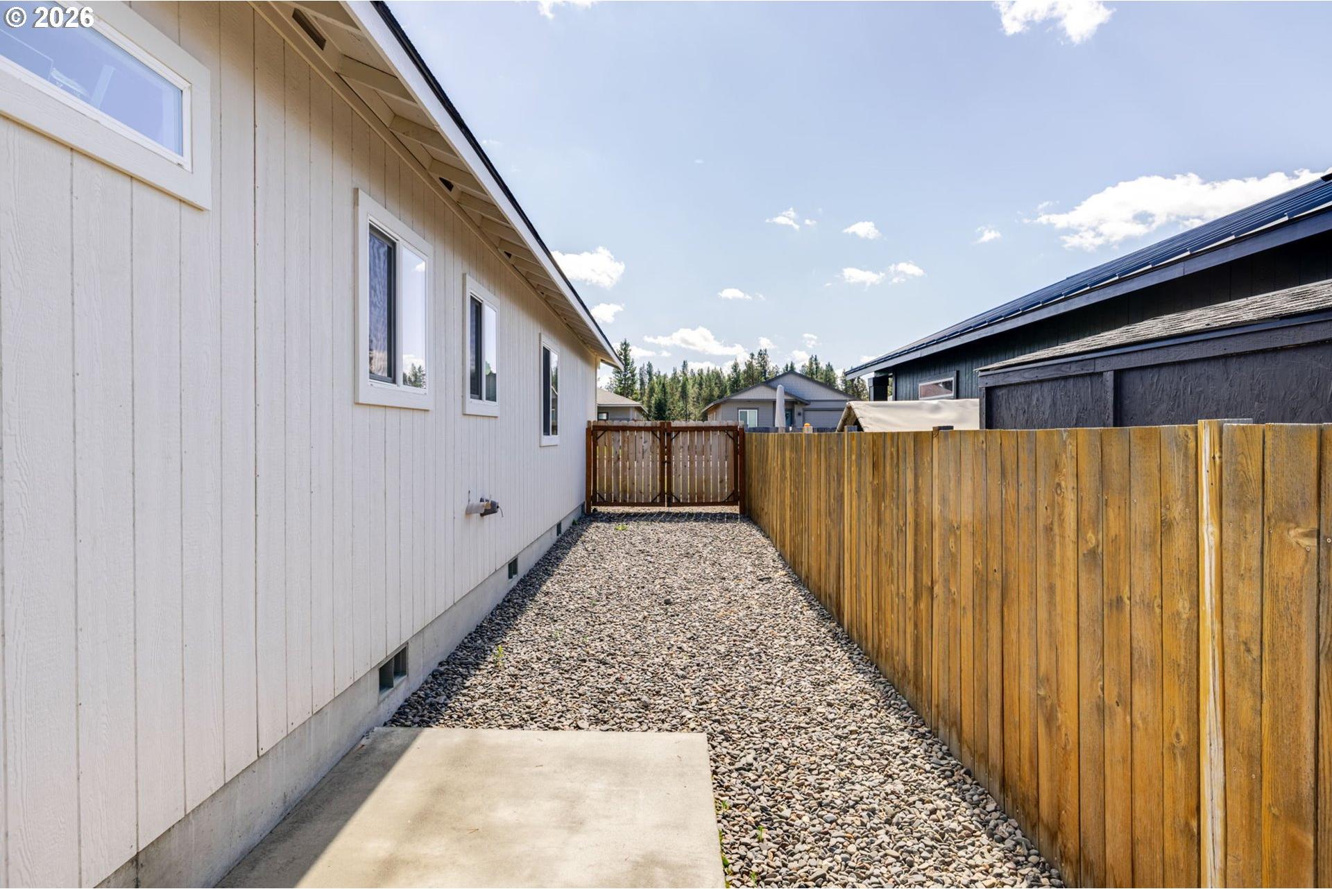 16424 Bassett Road La Pine, OR 97739 - Photo 29 of 31 Gallery Image 29