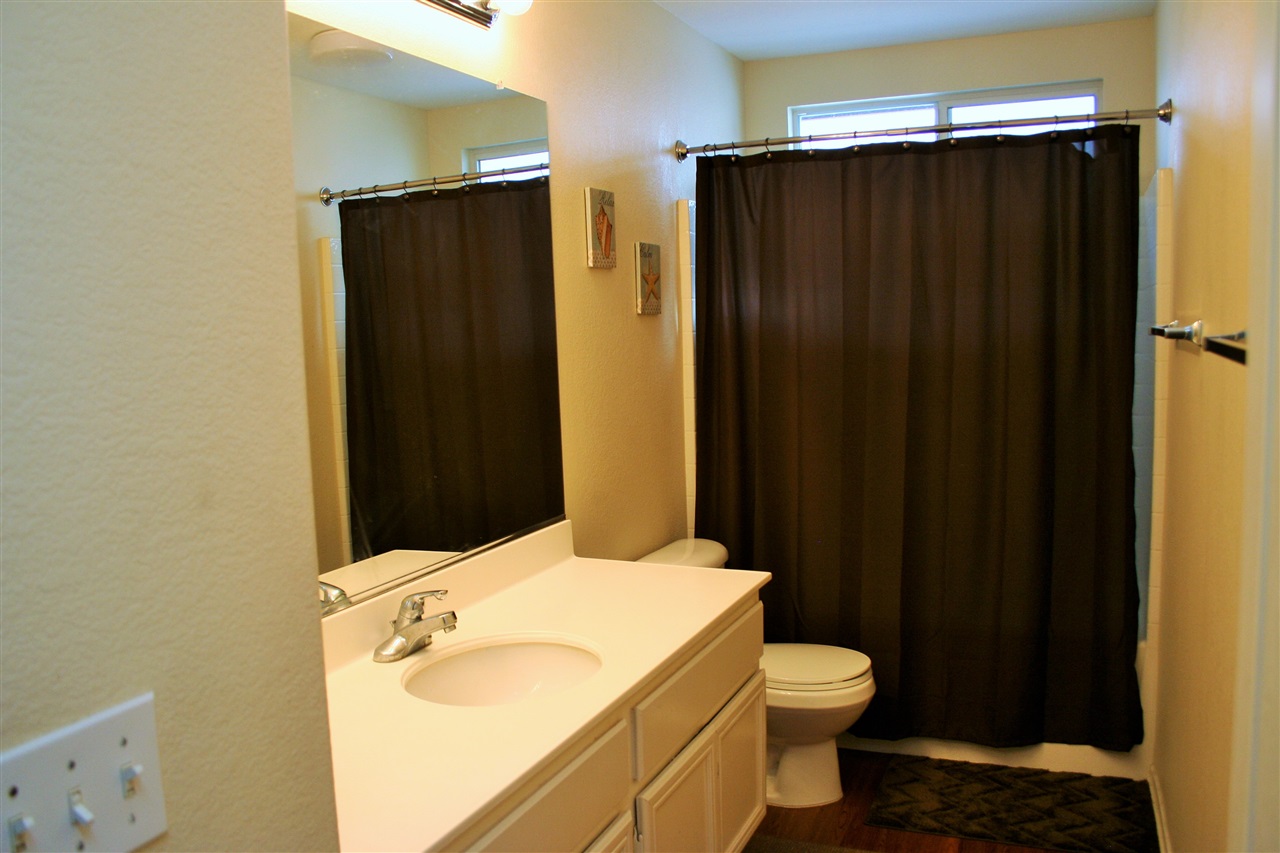 5026 Lake Circle Road Fallbrook, CA 92028 - Photo 17 of 25 Gallery Image 17