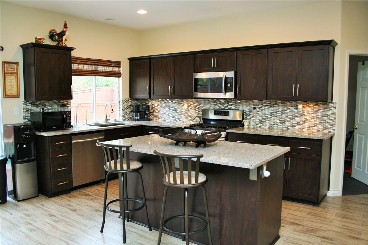 5026 Lake Circle Road Fallbrook, CA 92028 - Photo 9 of 25 Gallery Image 9