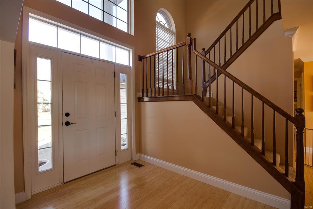 632 Grand View Ridge Court Eureka, MO 63025 - Photo 3 of 36 Gallery Image 3