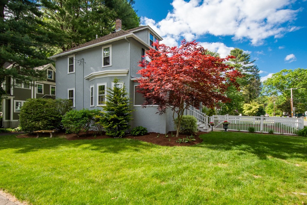 249 Warren Street Needham, MA 02492 - Photo 3 of 32 Gallery Image 3
