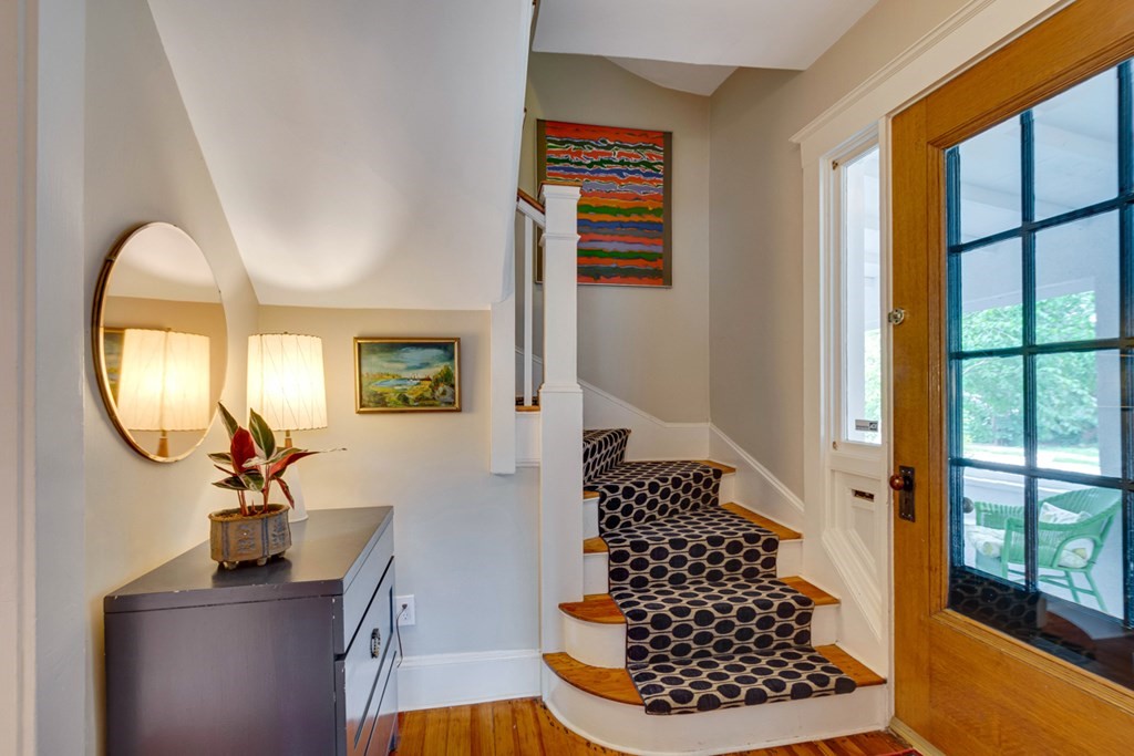 249 Warren Street Needham, MA 02492 - Photo 8 of 32 Gallery Image 8