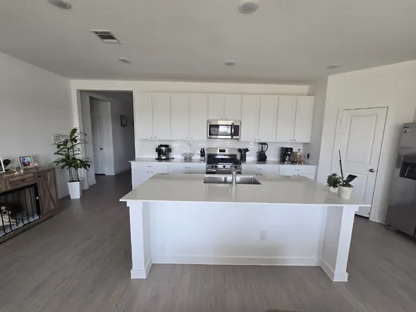 $2,500 | 3061 Avenida Sonoma Drive, Katy, TX 77493